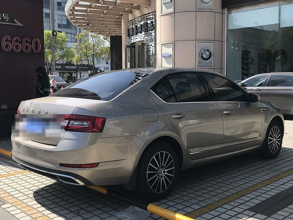 Skoda Octavia III 2018 — zdjęcie 2